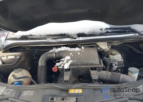 2014 Mercedes-Benz Sprinter 2500 High Roof from USA, damaged, VIN WD3PE8DE1E5896818